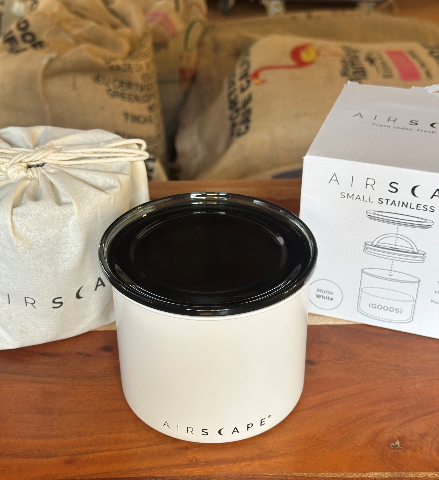 Airscape Kaffeedose klein, weiß matt, Edelstahl